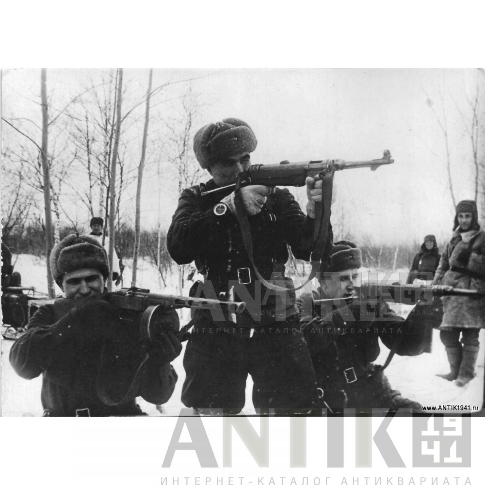 Компас полевой, 1940 года выпуска. С оригинальным кожаным ремнем. 2
