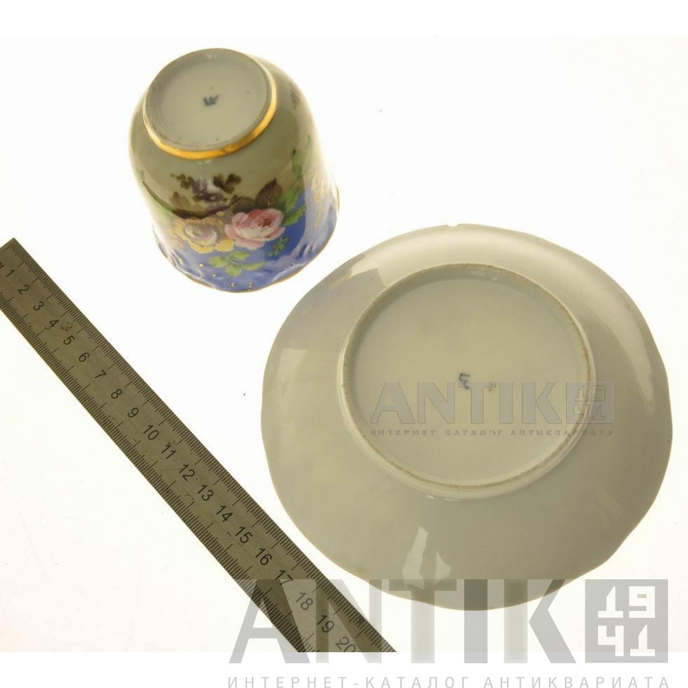 Чашка (без ручки) с блюдцем из фарфора синего цвета 4
